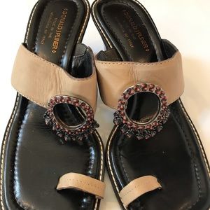 Vintage Donald J. Pliner sandals size 10 M
